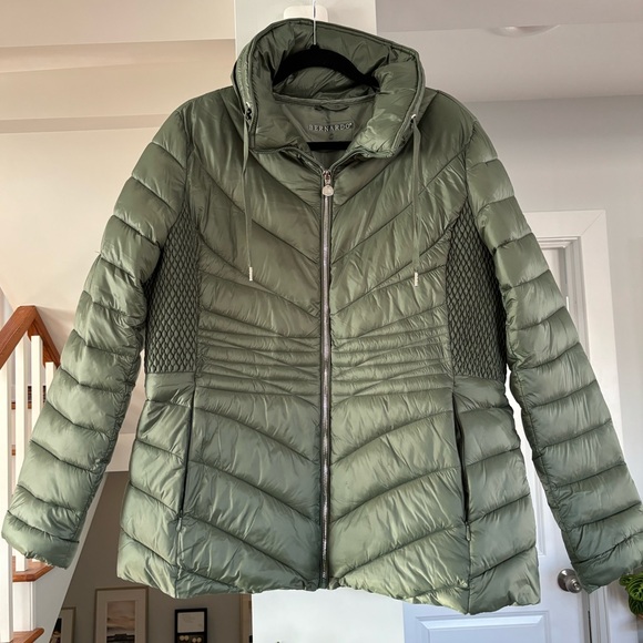 Bernardo Olive Green Puffer Jacket - Size XL - Never Worn - Picture 2 of 9